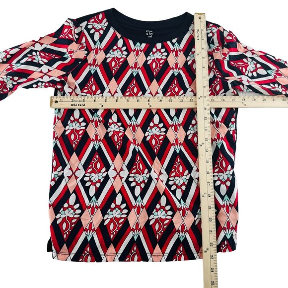 Crown & Ivy Petite Geometric Long Sleeve Top In PS - Picture 5 of 6
